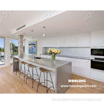 Customized Design Lacquer Kitchen Cabinet with Blum Accessories